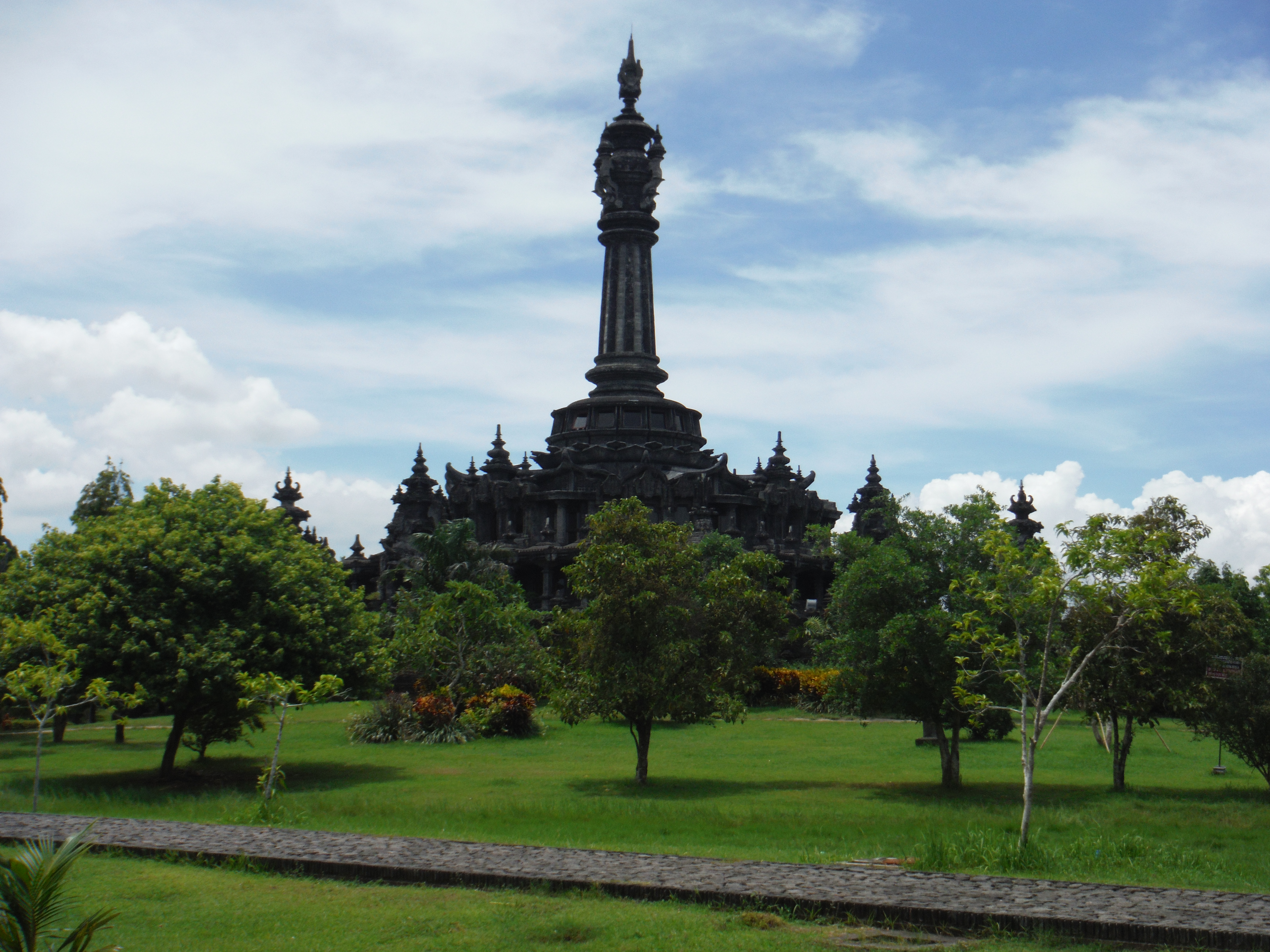 ���i�C���[�W4