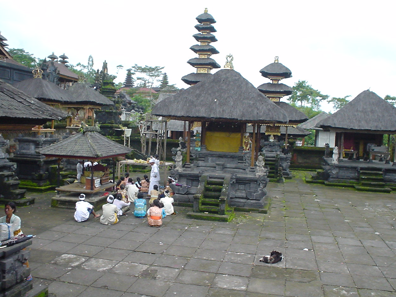 ���i�C���[�W4