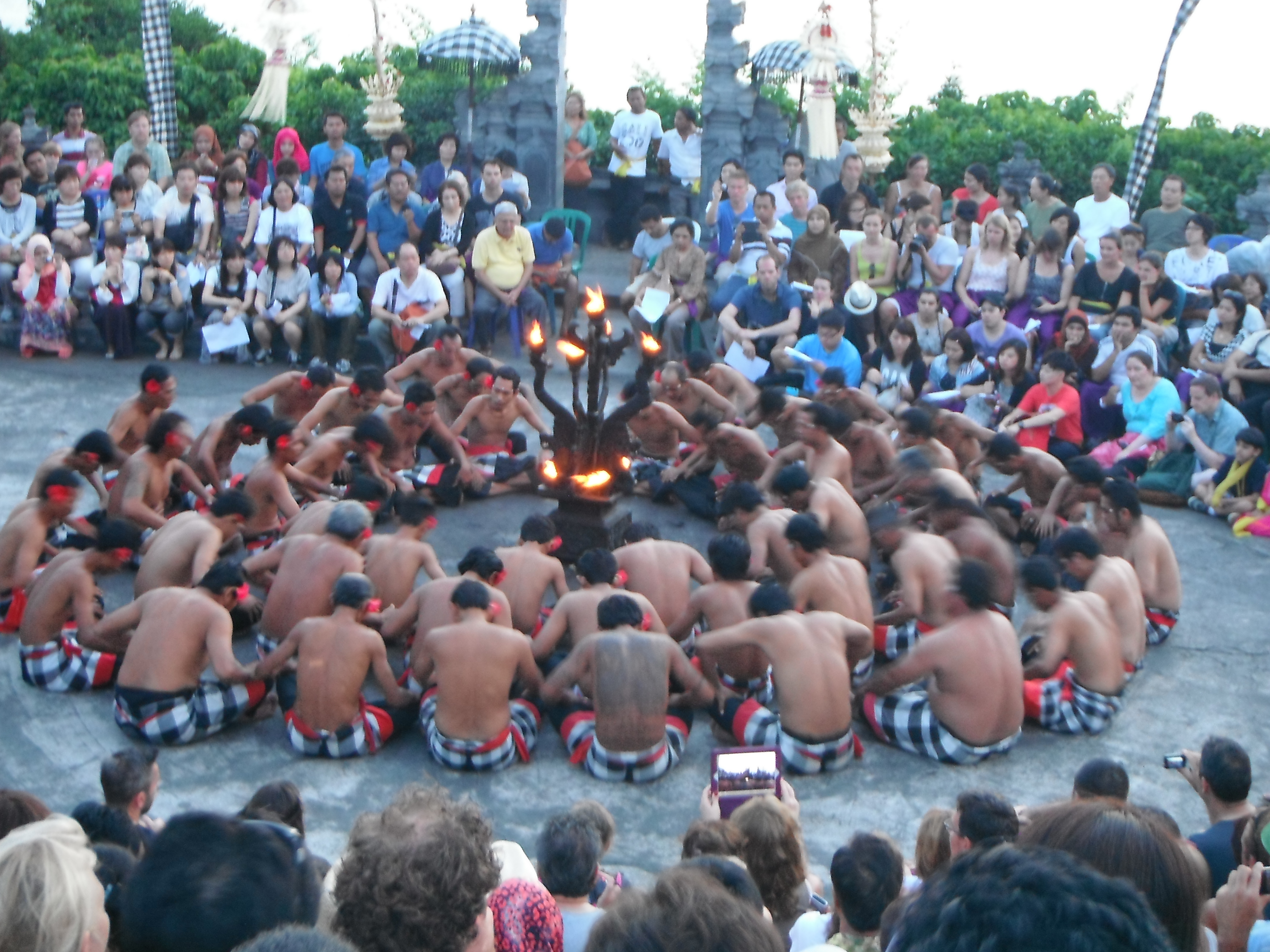 ���i�C���[�W4